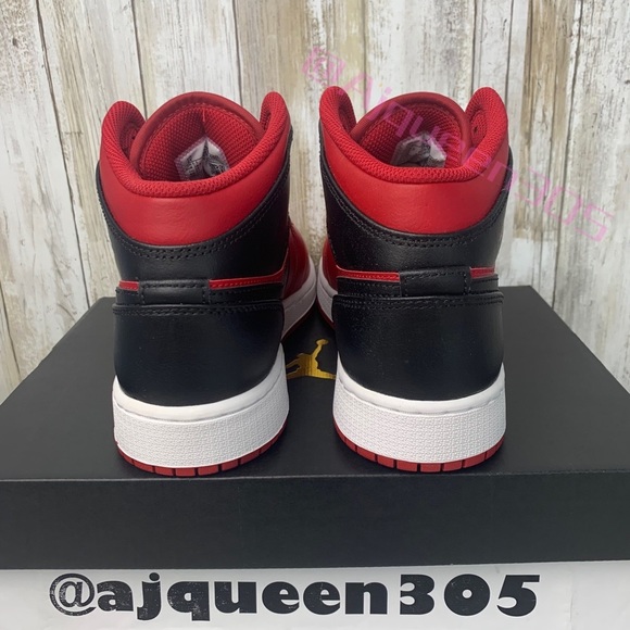 Air Jordan 1 Mid GS Classic Red Black - Picture 5 of 6